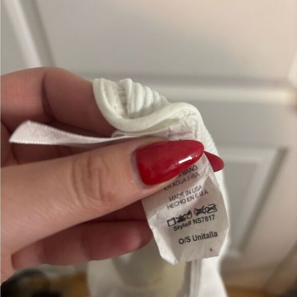 Nikibiki White Ribbed one shoulder tank size o/s EUC - Picture 4 of 4